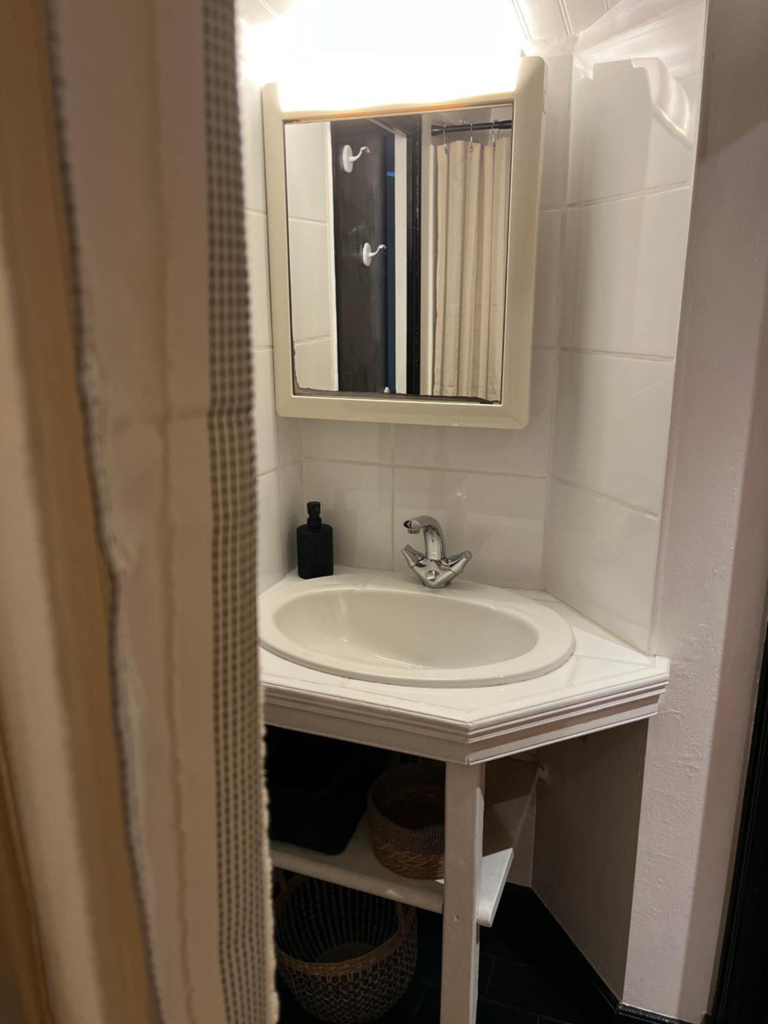 Studio De Charme Proche De La Gare, Et Du Centre Ville Rennes Ngoại thất bức ảnh